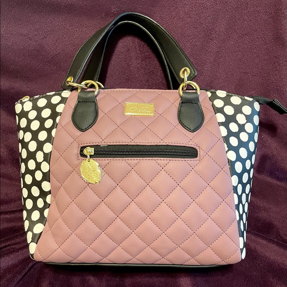 NWOT! Betsy Johnson hand/ shoulder bag